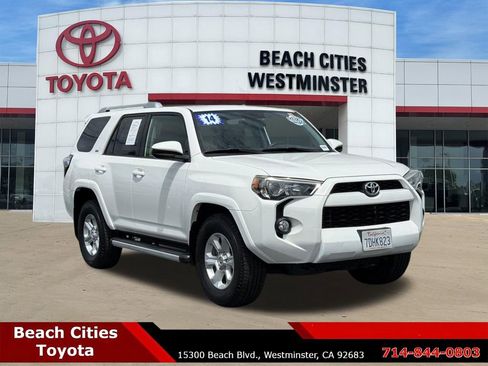 Used 2014 Toyota 4Runner SR5 RWD image 2