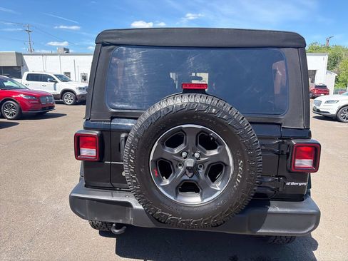 Used 2019 Jeep Wrangler Unlimited Sport S AWD/4WD image 4