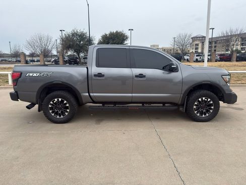 Used 2023 Nissan Titan PRO-4X w/ Pro-4x Convenience Package image 4