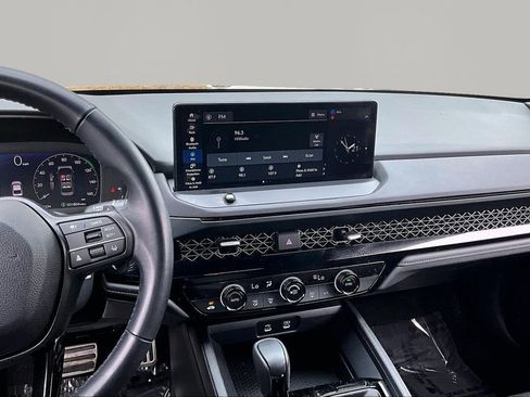 Used 2024 Honda Accord Sport image 10