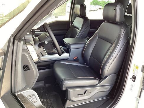 New 2025 Ford F250 Lariat w/ FX4 Off-Road Package image 25