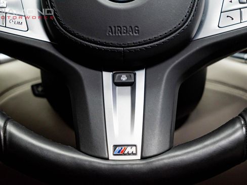 Used 2021 BMW 750i xDrive w/ Executive Package image 69