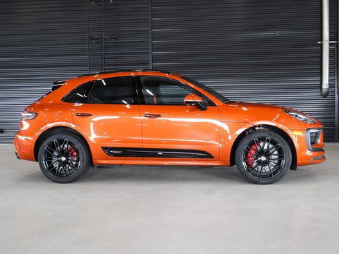 Certified 2022 Porsche Macan GTS AWD/4WD image 12