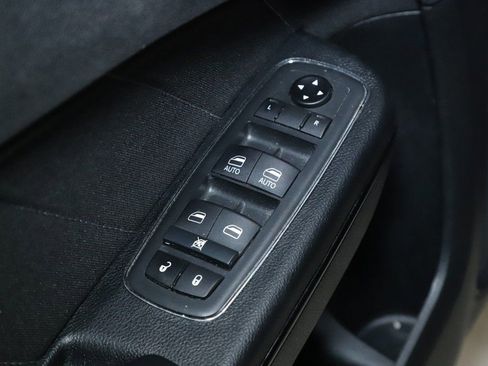 Used 2020 Dodge Charger R/T w/ Blacktop Package image 17