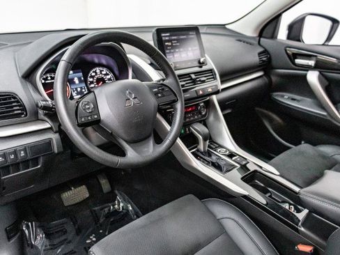 Used 2023 Mitsubishi Eclipse Cross SE image 10