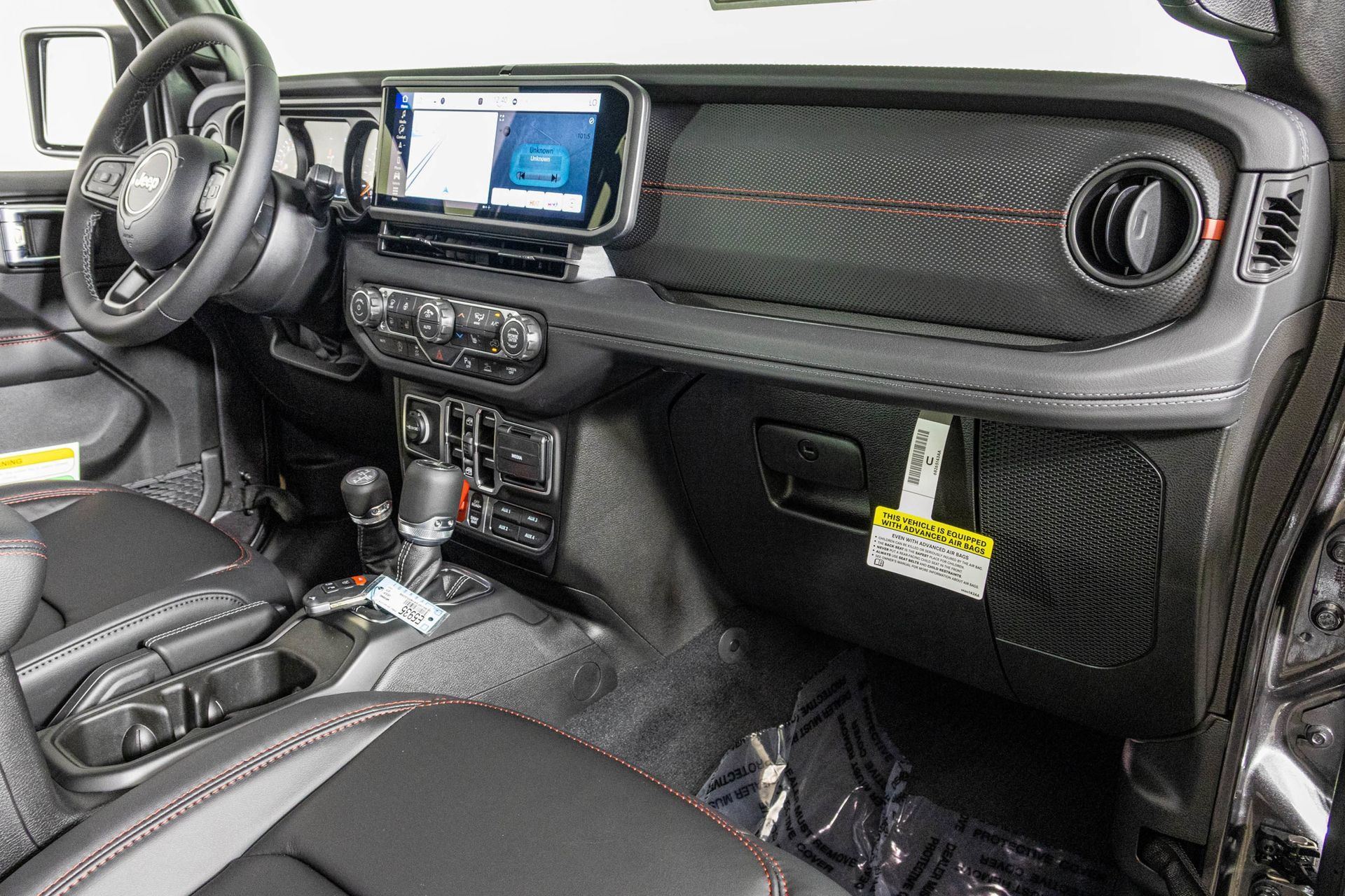 New 2027 Jeep Wrangler Unlimited Rubicon AWD/4WD image 39