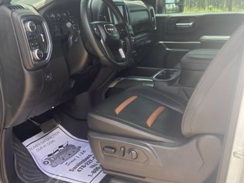 Used 2023 GMC Sierra 2500 AT4 w/ Gooseneck/5TH Wheel Package image 17