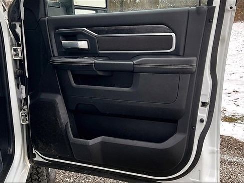 Certified 2024 RAM 3500 Big Horn image 24