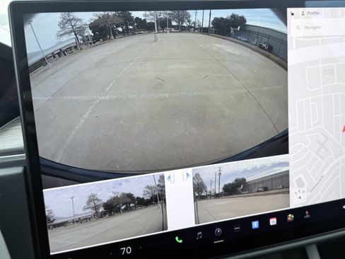 Used 2023 Tesla Model X image 74