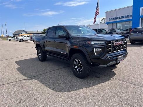 Used 2024 GMC Canyon AT4X AWD/4WD image 8