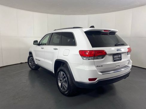 Used 2018 Jeep Grand Cherokee Limited AWD/4WD image 9