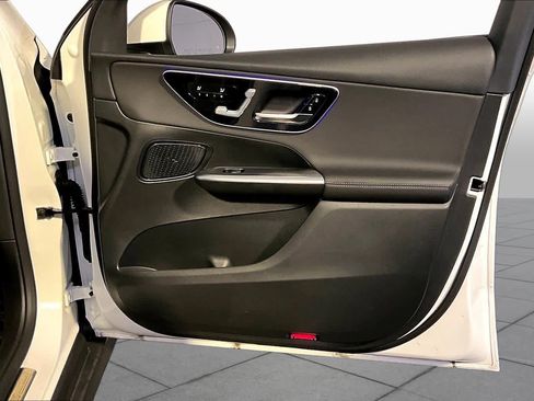 Certified 2026 Mercedes-Benz GLC 300 4MATIC image 23