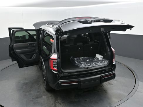 New 2026 Nissan Armada PRO-4X image 46