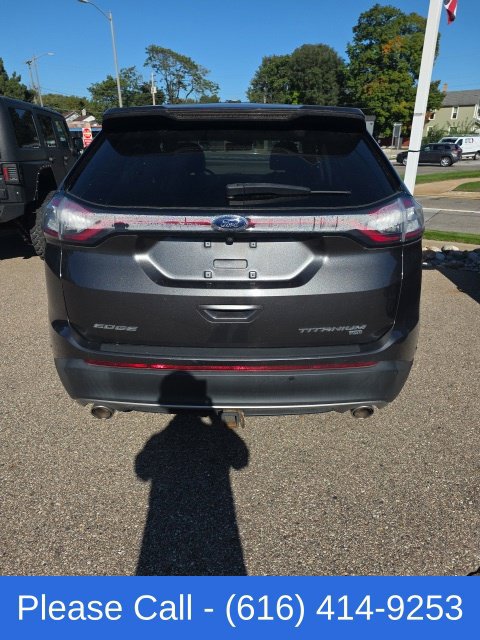 Used 2018 Ford Edge Titanium w/ Equipment Group 302A AWD/4WD image 11