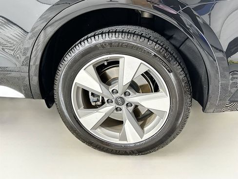 Used 2022 Audi Q5 2.0T Premium Plus AWD/4WD image 24
