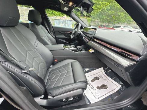 New 2027 BMW 530i RWD image 33