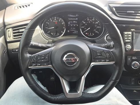 Used 2017 Nissan Rogue SL w/ SL Premium Package FWD image 37