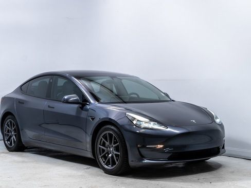 Used 2021 Tesla Model 3 Long Range image 9