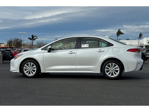 New 2026 Toyota Corolla LE FWD image 7