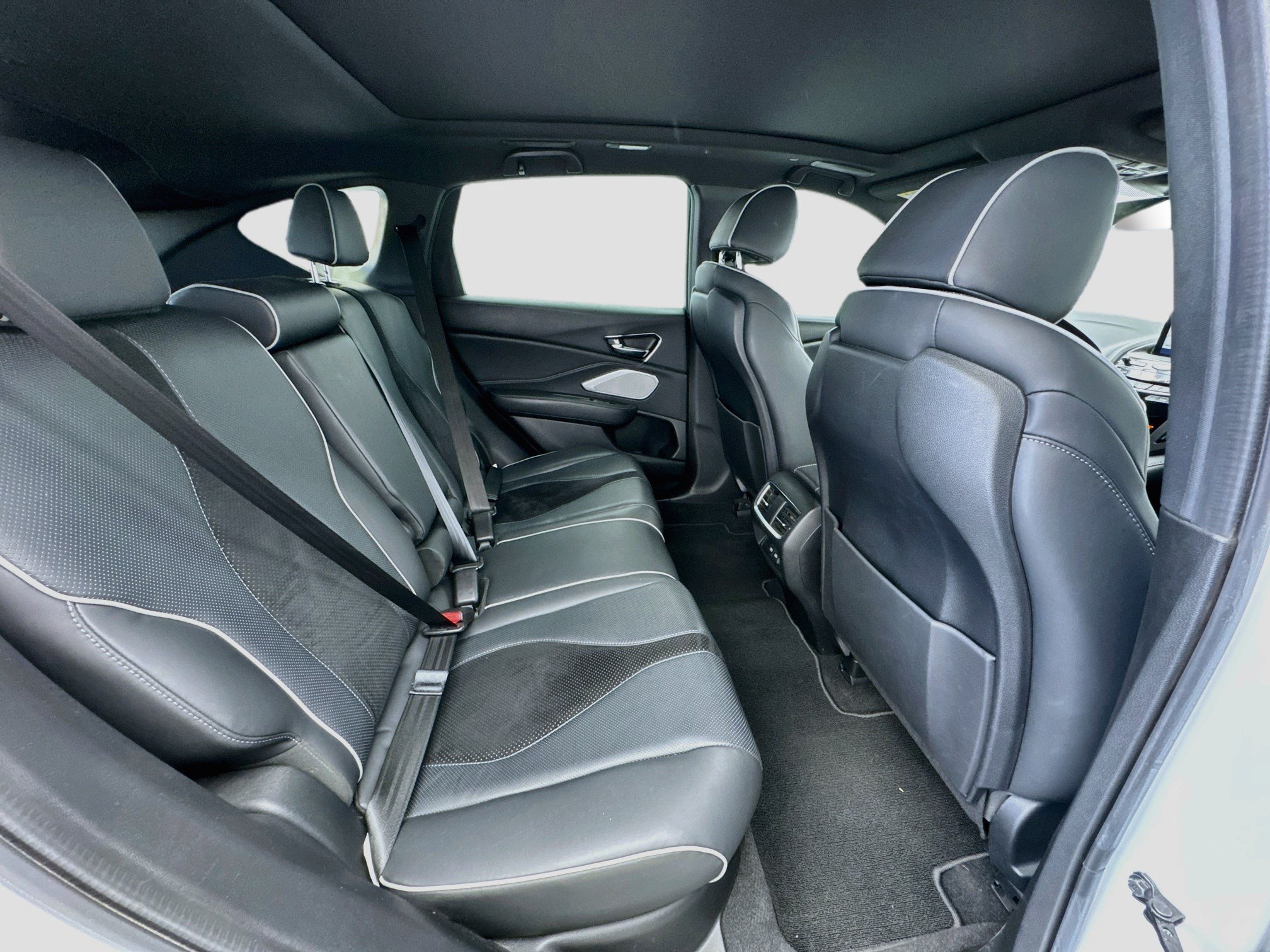 Used 2020 Acura RDX w/ Advance Package FWD image 19