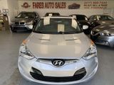 Used 2013 Hyundai Veloster w/ Style Pkg image 2