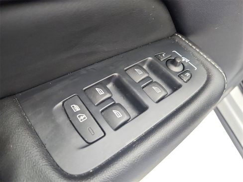 Used 2019 Volvo XC60 T6 Inscription w/ Protection Package Premier image 21