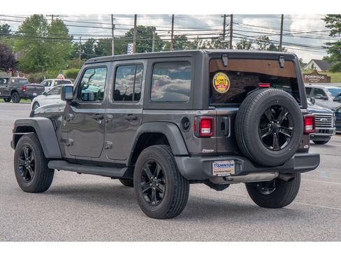 Used 2022 Jeep Wrangler Unlimited Sport image 5