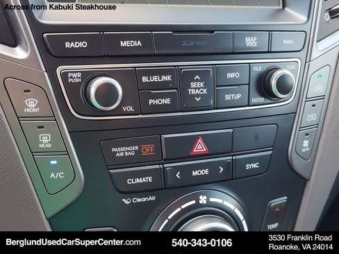 Used 2018 Hyundai Santa Fe FWD image 31