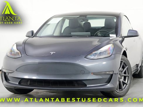 Used 2022 Tesla Model 3 image 1