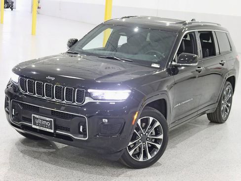 Used 2023 Jeep Grand Cherokee L Overland AWD/4WD image 5