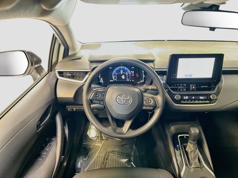 Used 2026 Toyota Corolla LE FWD image 20