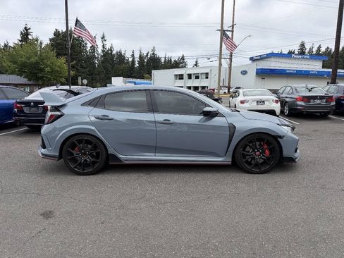 Used 2019 Honda Civic Type R image 7