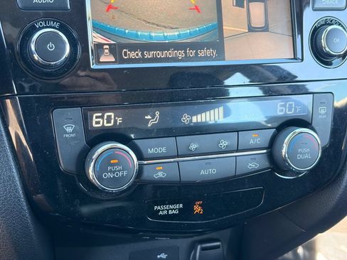 Certified 2022 Nissan Rogue Sport SL w/ Premium Package AWD/4WD image 23