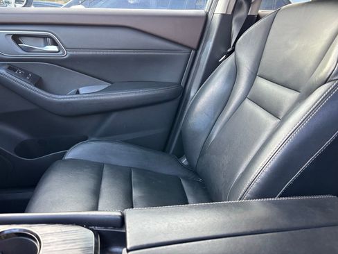 Used 2021 Nissan Rogue SL image 12