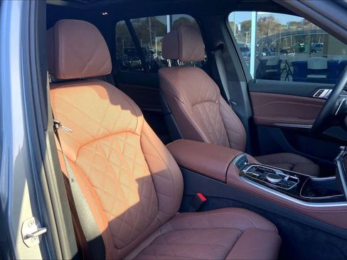 Certified 2026 BMW X5 sDrive40i image 8