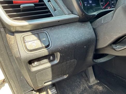 Used 2019 Kia Optima LX FWD image 19