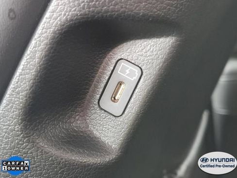 Used 2025 Hyundai Palisade SEL FWD image 17