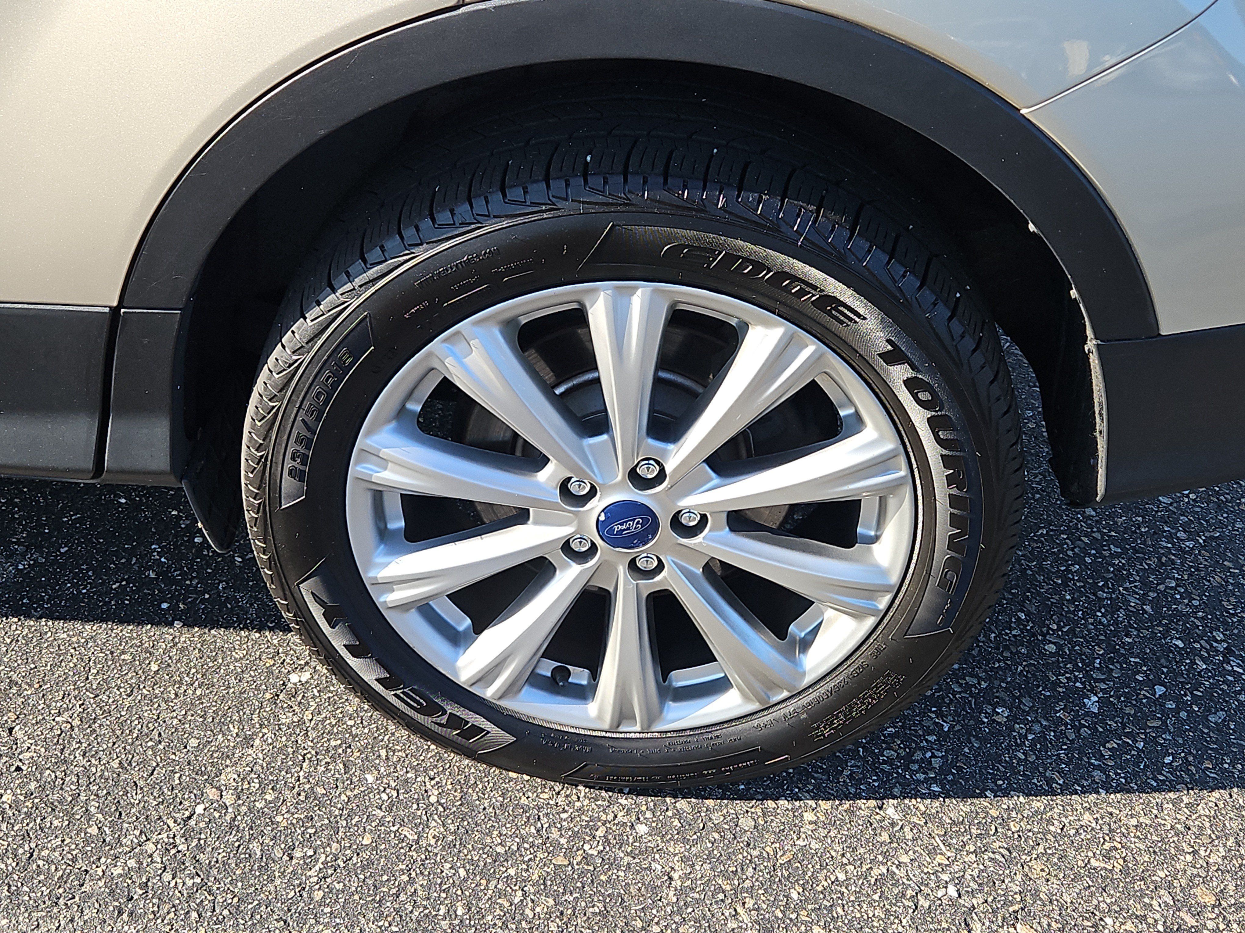 Used 2017 Ford Escape Titanium AWD/4WD image 28