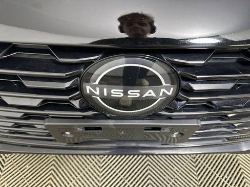 Used 2024 Nissan Sentra S FWD image 9