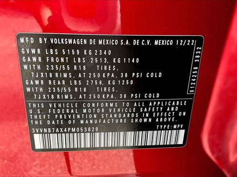 Certified 2023 Volkswagen Tiguan SE w/ Panoramic Sunroof Package image 34