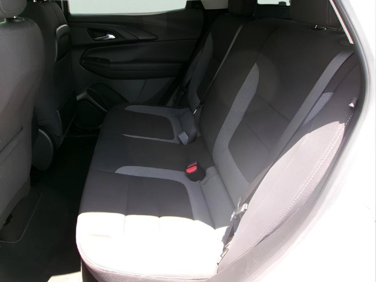 Used 2024 Chevrolet TrailBlazer LT FWD image 10