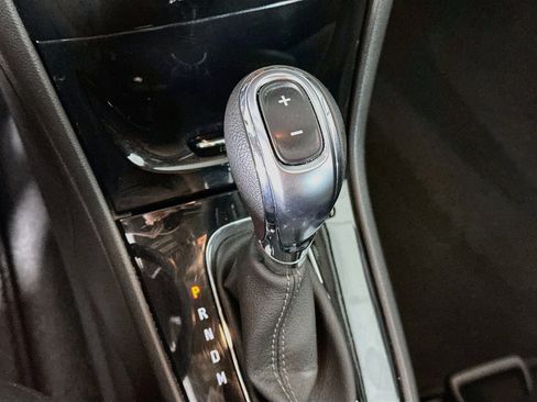 Used 2019 Buick Encore Sport Touring FWD image 25