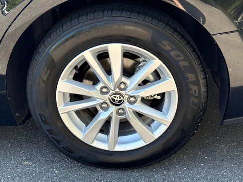 Used 2025 Toyota Camry LE FWD image 13