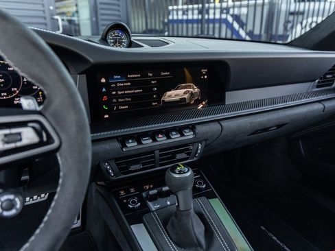 Used 2026 Porsche 911 GT3 image 39