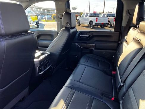Used 2023 GMC Sierra 3500 Denali w/ Denali Ultimate Package image 30