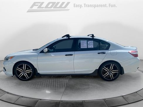 Used 2017 Honda Accord Sport image 5