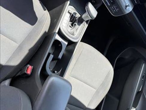 Certified 2025 Hyundai Kona SEL FWD image 13