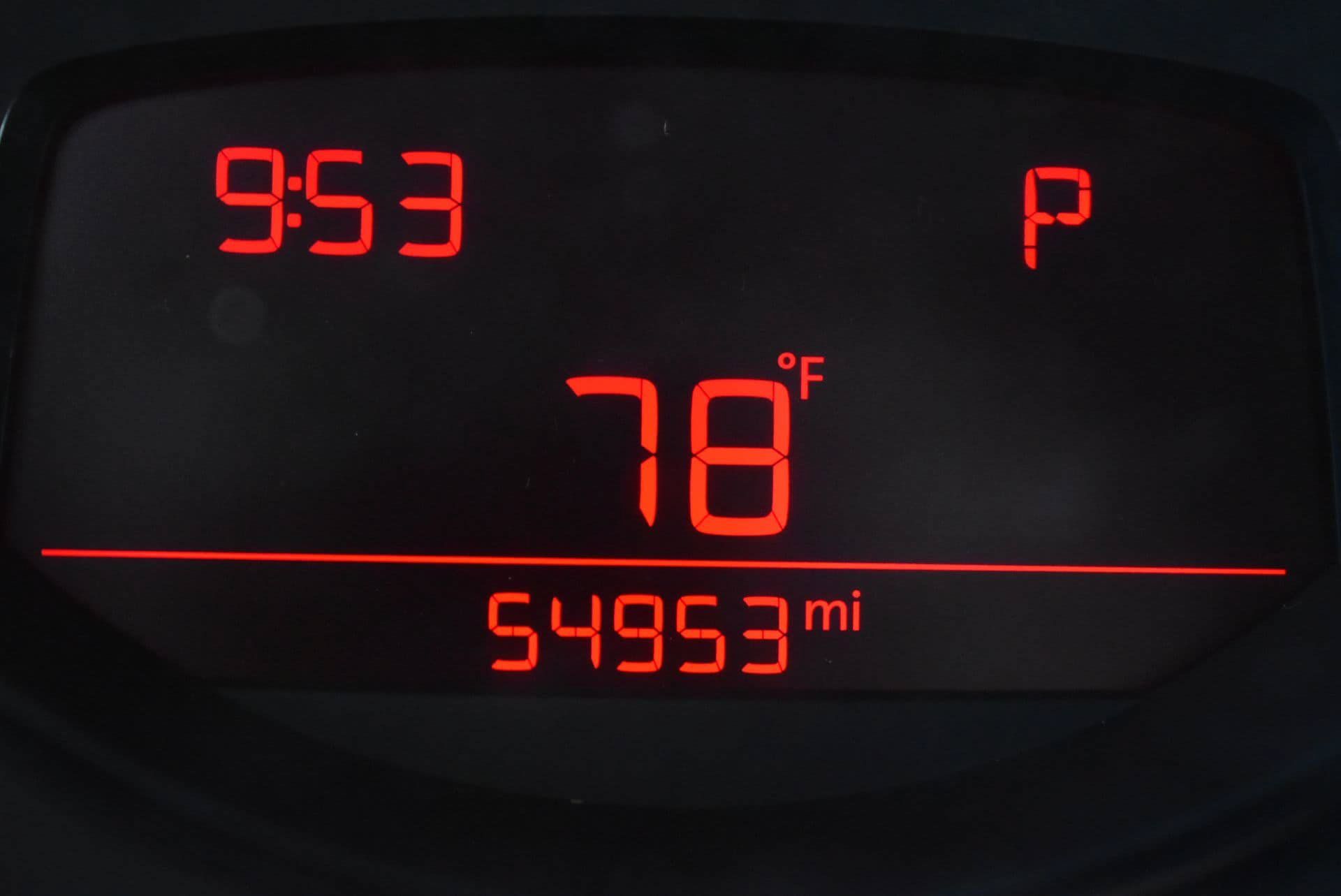 Used 2013 Volkswagen Beetle 2.5 FWD image 29