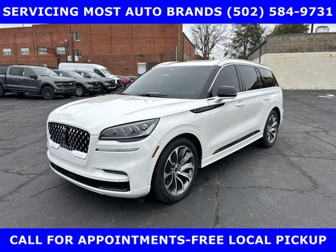 Used 2023 Lincoln Aviator Grand Touring w/ Equipment Group 301A image 4
