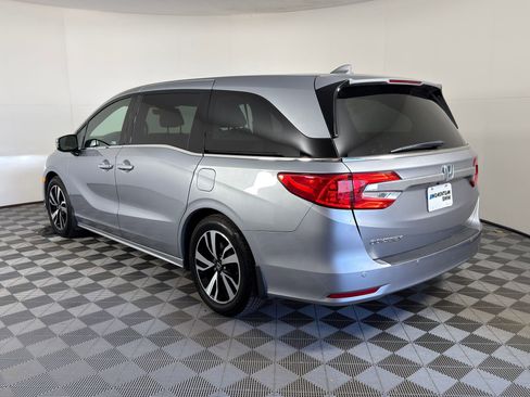 Used 2019 Honda Odyssey Elite image 3